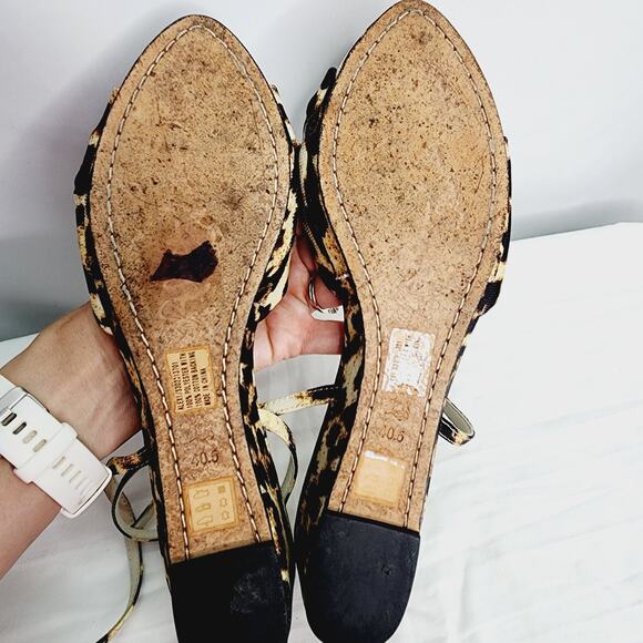 Alice + Olivia Alexi Leopard Print Open Toe Bow Wedge Sandal Women's Size  10 - Picture 12 of 15